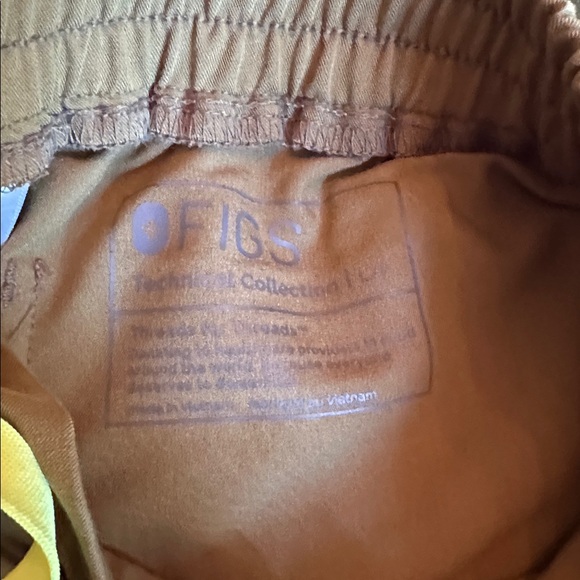 Figs Olive Brown/ Green Scrub Pants - Picture 2 of 4